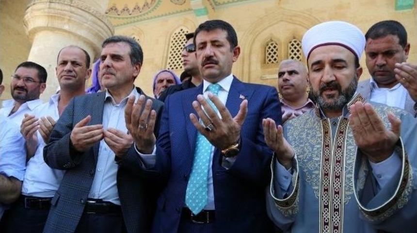 Başkanlar, &Uuml;lkenin Huzuru İ&ccedil;in Birlikte Dua Etti