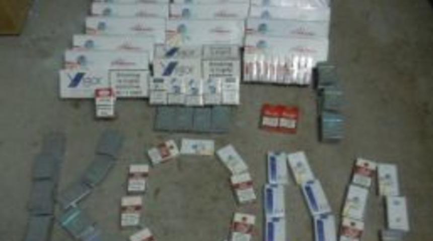 &Ccedil;uval İ&ccedil;inde Y&uuml;zlerce Ka&ccedil;ak Sigara