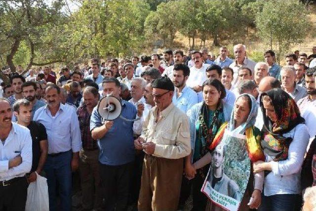 Çatışmada Ölen Pkk'lı  Şemdinli'de Toprağa Verildi