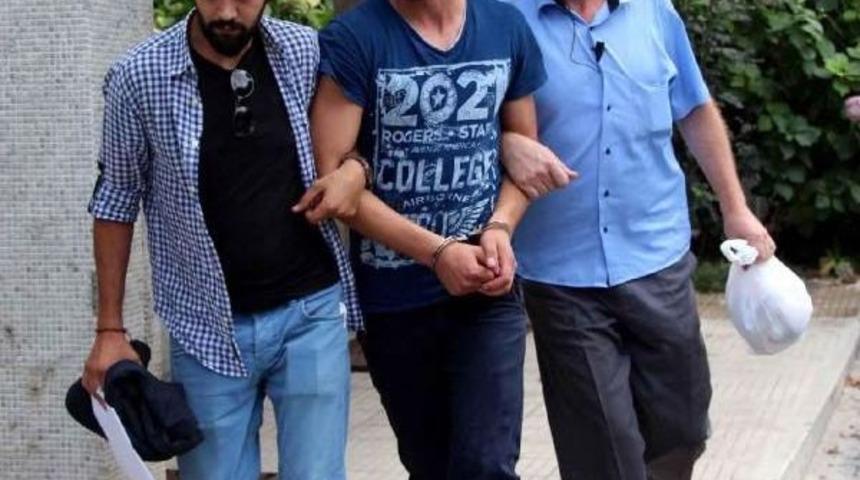 Ağabeyini Vuran Kardeş Tutuklandı