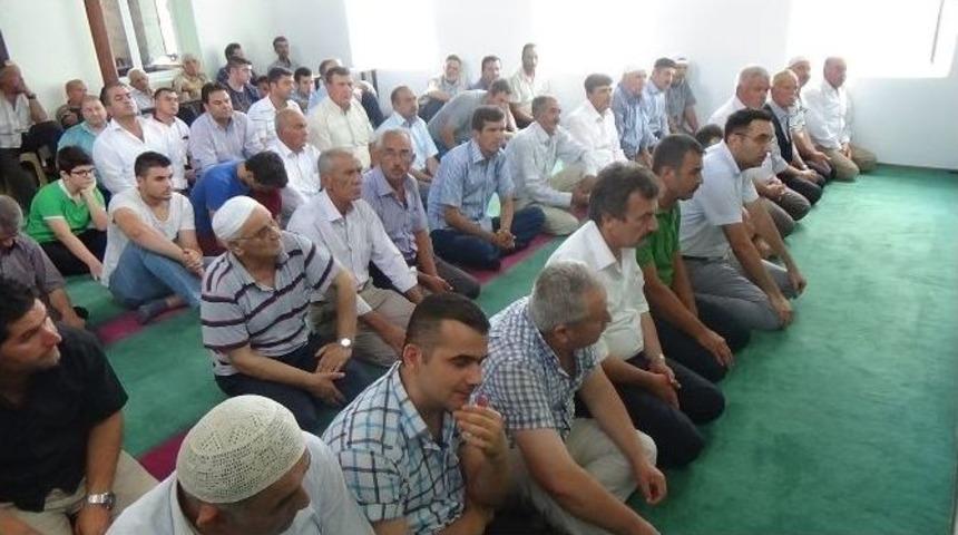 25 Yıldır Ezan Okunmayan K&ouml;yde Cami Sevinci