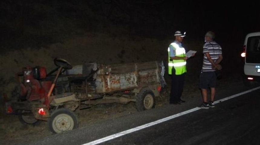 Minib&uuml;s Patpata &Ccedil;arptı: 2 Yaralı