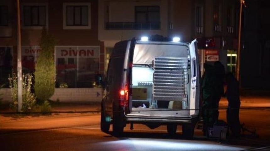 Konya'da Ş&uuml;pheli &Ccedil;antadan 'tahin Pekmez' &Ccedil;ıktı