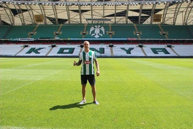 Holmen Resmen Torku Konyaspor’da