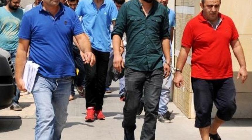 Antalya'da Kumar Operasyonu; 23 G&ouml;zaltı