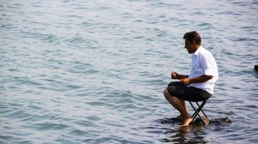 Vatandaşların Hafta Sonu Balık Tutma Keyfi