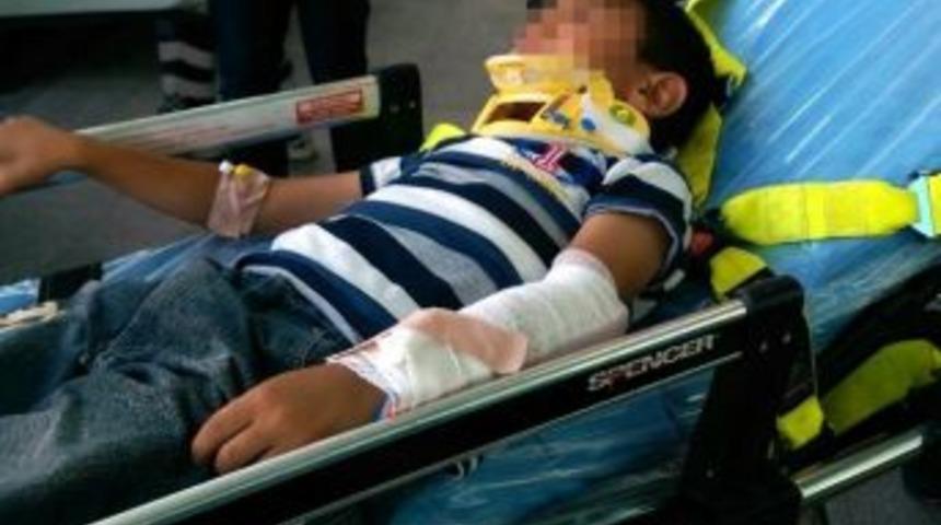 1. Kattan D&uuml;şen &Ccedil;ocuk Yaralandı