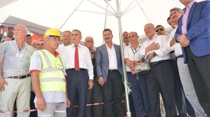 Başkan Kocamaz, G&uuml;neykent&rsquo;te Yapılacak Cemevi&rsquo;nin Temelini Attı