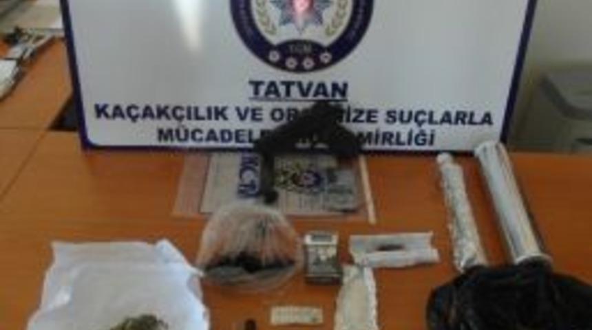 Bitlis&rsquo;te Uyuşturucu Operasyonu