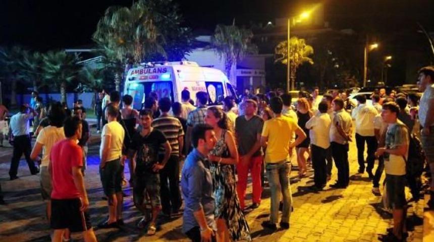 Gece Kul&uuml;b&uuml;ne Silahlı Saldırı: 4 Yaralı