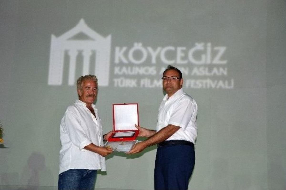 10. Kaunos Altın Aslan Film Festivali &rsquo;şehitlere Saygı&rsquo; İle Başladı