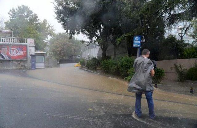 İstanbul'da Yağmur Etkili Oldu