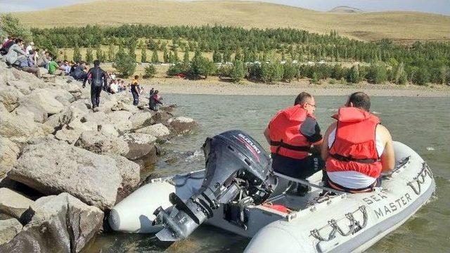 Serinlemek İçin Gölete Giren İki Kişi Boğuldu