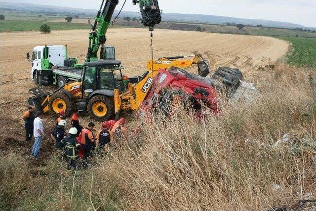 Sülfürik Asit Taşıyan Tanker Devrildi: 1 Ölü