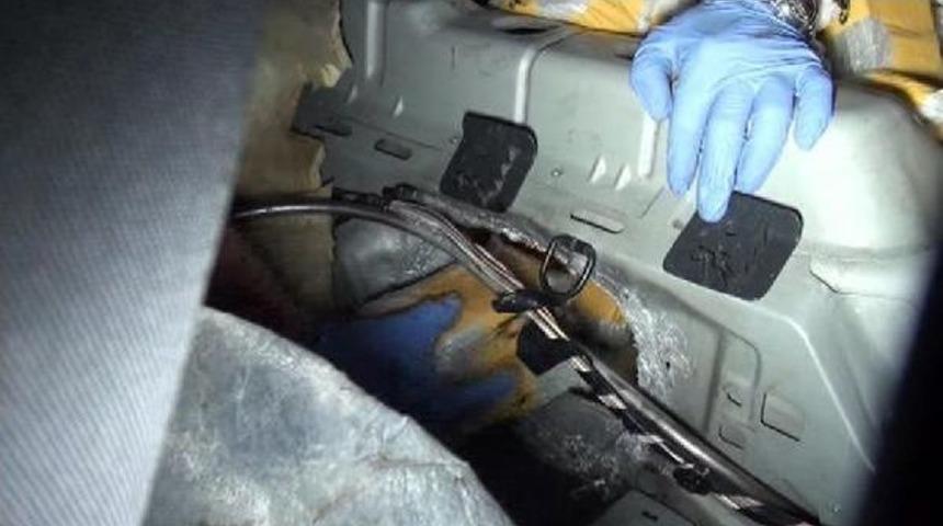 Otomobilde 2 Bin Ka&ccedil;ak Cep Telefonu