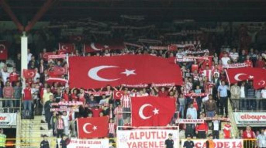 Boluspor Taraftarından Ter&ouml;re Tepki