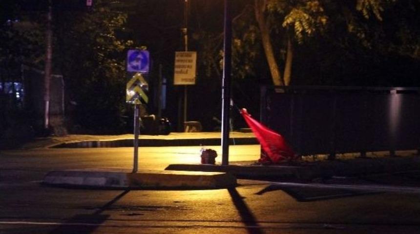 Okmeydanı&rsquo;nda Bomba S&uuml;s&uuml; Verilmiş Paket Paniği