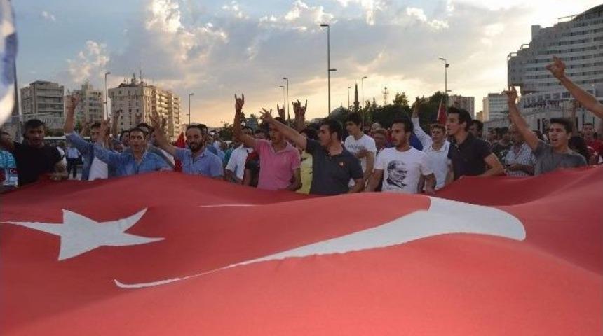 Kayseri&rsquo;de Ter&ouml;r&uuml; Lanetlediler