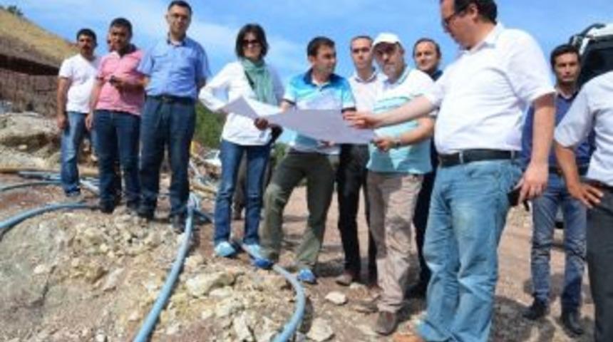 Adrasan G&ouml;letinde G&ouml;vde Dolgu &Ccedil;alışması Devam Ediyor