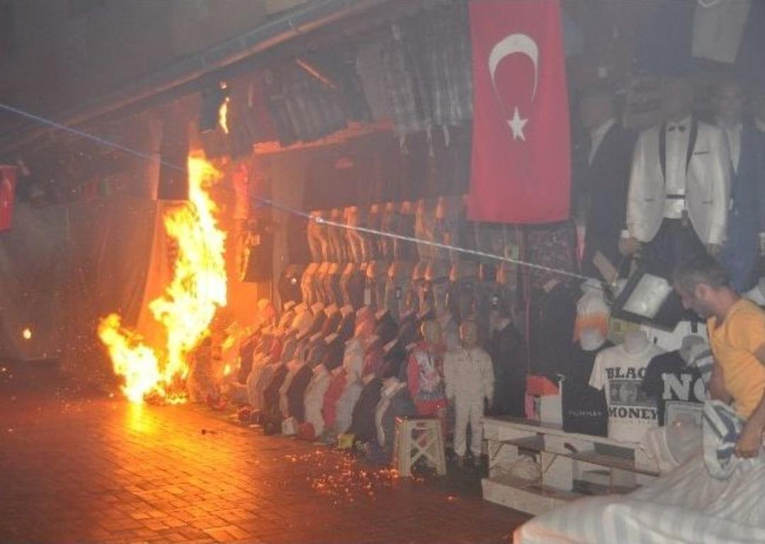 Alanya&rsquo;da Hdp Tabelası S&ouml;k&uuml;ld&uuml;