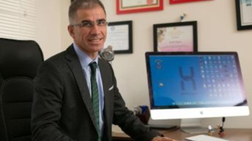 Op. Dr. Urgan: "g&ouml;ğ&uuml;s B&ouml;lgesinde Sarkıklık Sorunu Yaşayan Pek &Ccedil;ok Erkeğin İmdadına Jinekomasti Ameliyatı Yetişiyor"