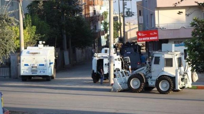 Polis, Şırnak'ta Hendekleri Kapattı