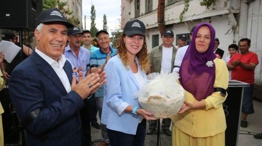 Tarihi &Uuml;r&uuml;nl&uuml; Hamamı Kadınlarla Hayat Bulacak