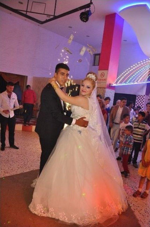 G&ouml;k&ccedil;eoğlu Ve Bağcı Ailesinin Mutlu G&uuml;n&uuml; 1
