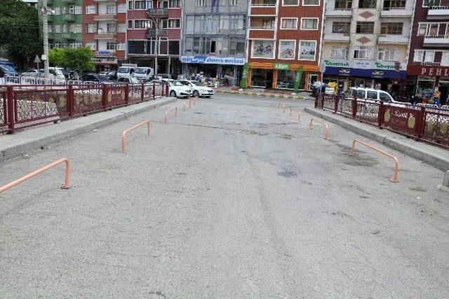 Gümüşhane Belediyesi Köprü Ve Korkulukları Yeniliyor 3