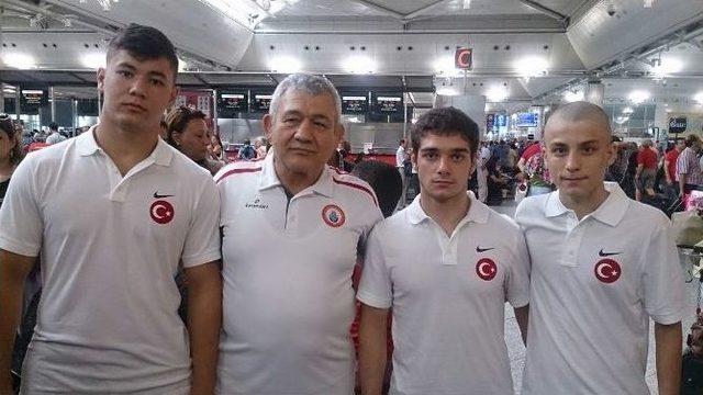 Yıldız Milli G&uuml;reş&ccedil;iler Bosna Hersek&rsquo;te Madalya Peşinde 1