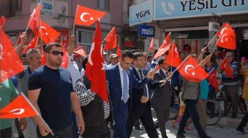 Bolvadin&rsquo;de Ter&ouml;re Lanet Y&uuml;r&uuml;y&uuml;ş&uuml; Yapıldı