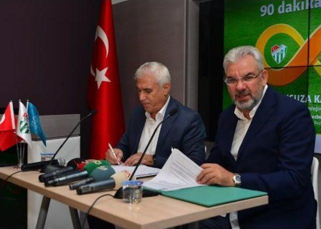 Bursaspor Başkanı B&ouml;l&uuml;kbaşı: "hedefimiz Ilk 3" 1