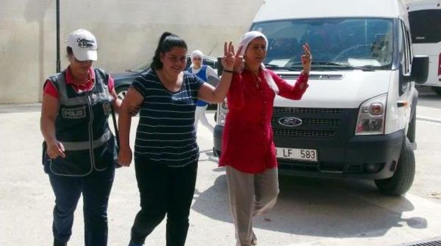 Elazığ'da G&ouml;zaltına Alınan 16 Hdp Ve Dbp'li Adliyede