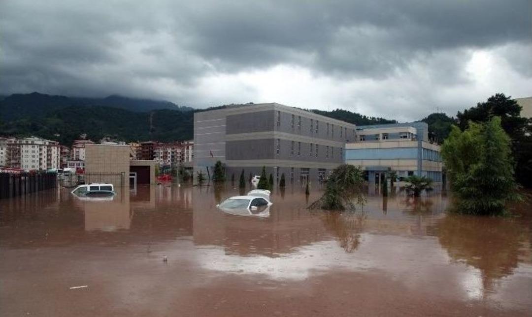 Artvin&rsquo;de Sel Faciası: 7 &Ouml;l&uuml;