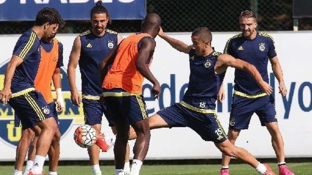 Fenerbahçe'de Atromitos Maçı Hazırlıkları Başladı