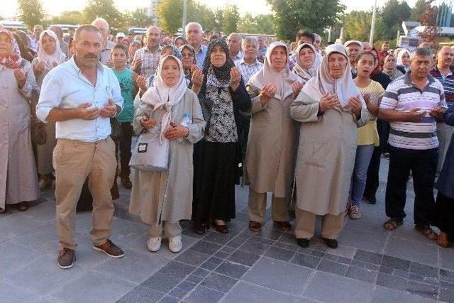 Kayseri’de 284 Kişi Hacca Uğurlandı