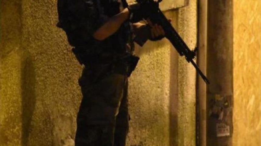 5 İl&ccedil;ede 400 Polisli Narkotik Operasyonu
