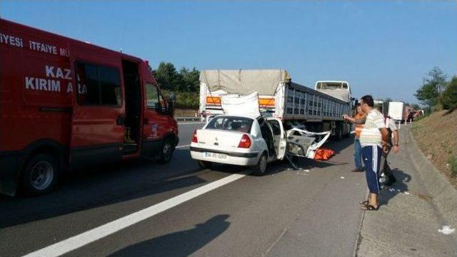 Tem Otoyolu’nda Kaza: 2 Ölü, 2 Yaralı 1