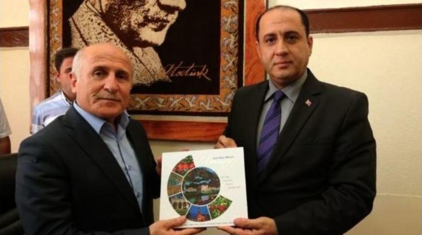 &Ccedil;orum İl Genel Meclis &Uuml;yelerinden Vali &Ccedil;omaktekin&rsquo;e Ziyaret