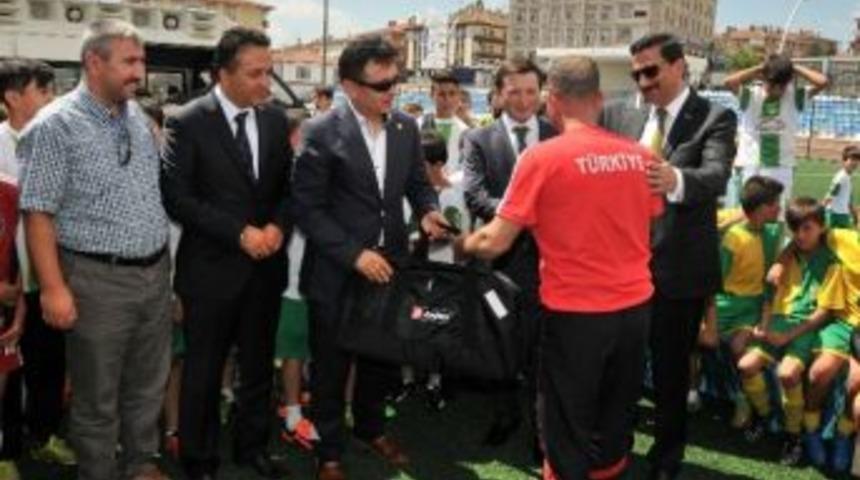 Avrupalı &Ouml;ğrenciler Ke&ccedil;i&ouml;ren&rsquo;i Keşfe &Ccedil;ıktı