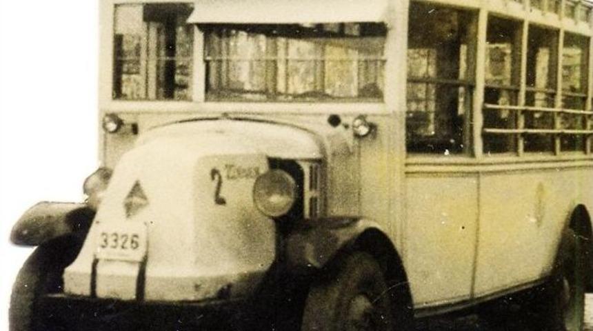 İstanbul&rsquo;un Nostaljik 100 Ulaşım Aracı Bu Kitapta Toplandı