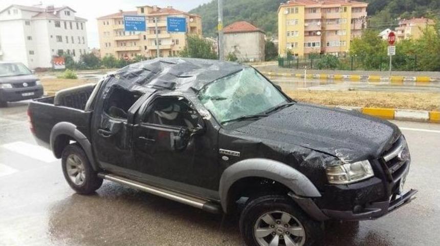 Cide&rsquo;de Yaşanan Trafik Kazaları Korkuttu