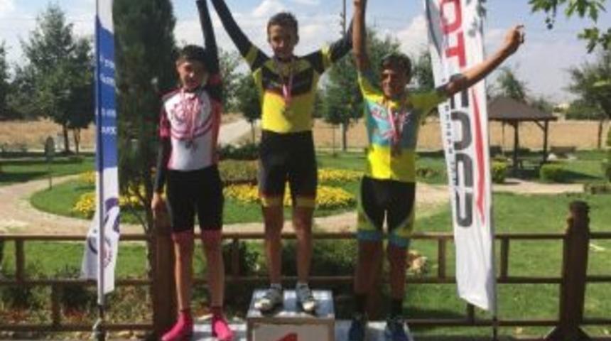 Konya B&uuml;y&uuml;kşehir Belediyespor Bisiklette Şampiyon