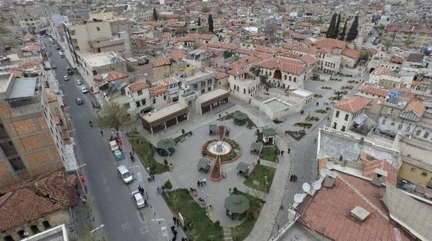 Gaziantep&rsquo;e Sultan Ahmet Meydanı Yapılıyor