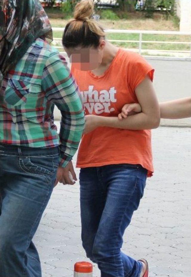 Yeni Doğan Bebeği &Ccedil;&ouml;pe Atanları &Ouml;zel Ekip Yakaladı 2