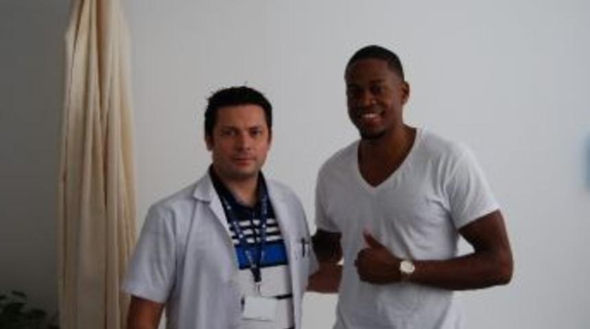 Amerikalı Basketbolcu &Ouml;zel Adatıp Hastanesi&rsquo;nde Sağlık Kontrol&uuml;nden Ge&ccedil;ti