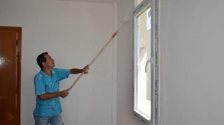 Ad&uuml; Binası Konservatuvar &Ouml;ğrencileri İ&ccedil;in Yenileniyor