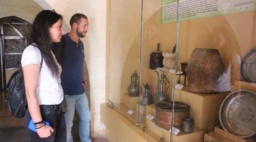 (&ouml;zel Haber) Unutulmuş Mutfak Eşyaları T&uuml;rkiye&rsquo;nin İlk Mutfak M&uuml;zesinde