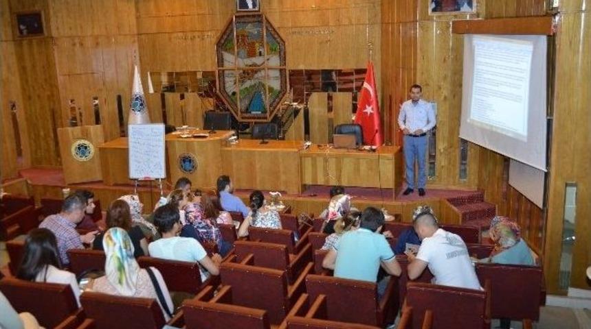 Uygulamalı Girişimcilik Eğitimi Devam Ediyor