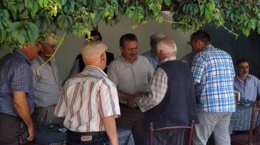 Başkan Tutal Vatandaşlarla Buluşup Taleplerini Dinliyor